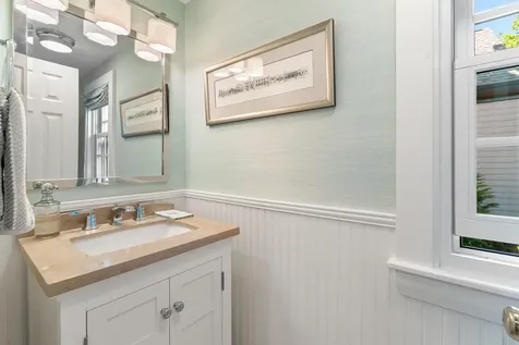 240 Shore Road Ogunquit ME 03907