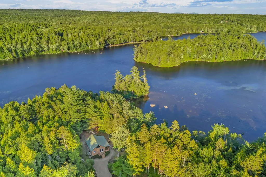 22 Benoit Way Ellsworth ME 04605