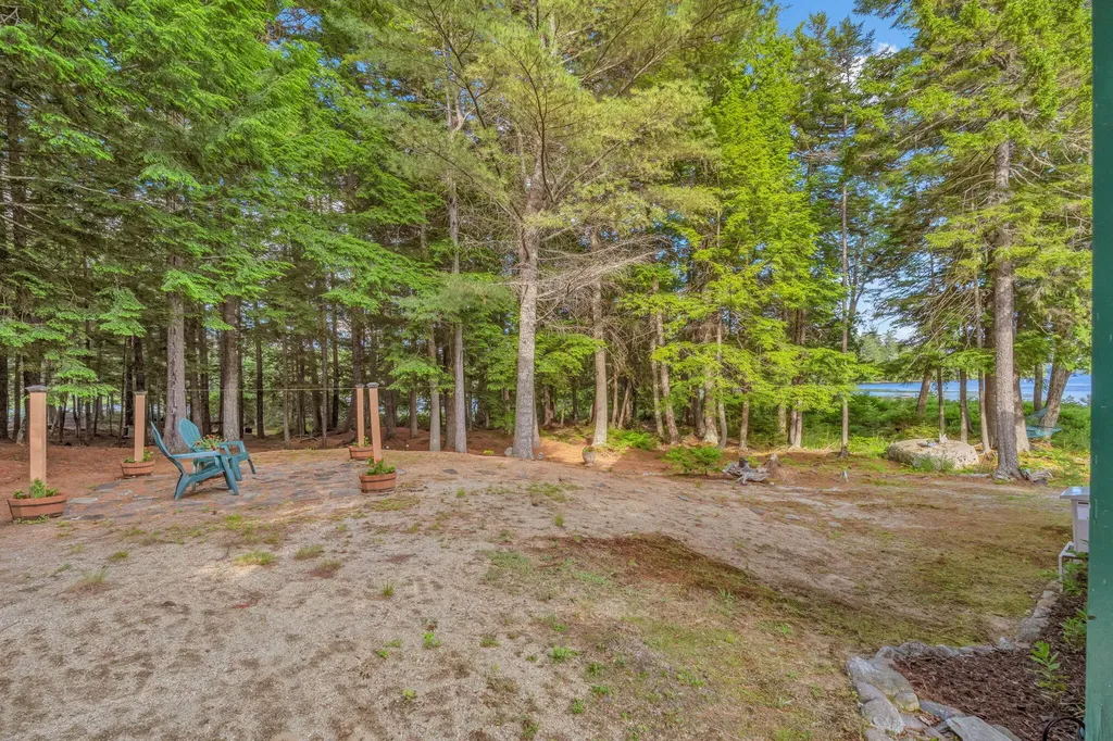 22 Benoit Way Ellsworth ME 04605