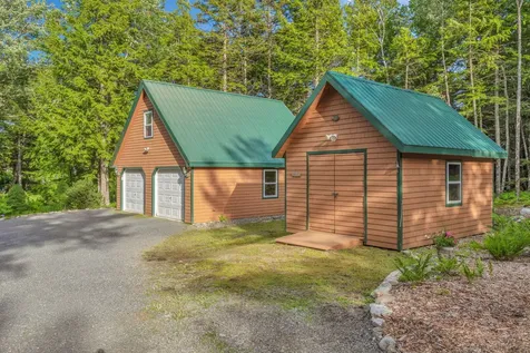 22 Benoit Way Ellsworth ME 04605