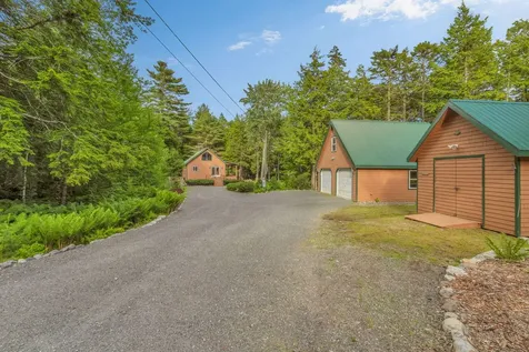 22 Benoit Way Ellsworth ME 04605