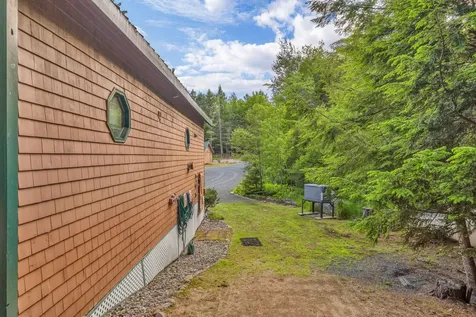 22 Benoit Way Ellsworth ME 04605