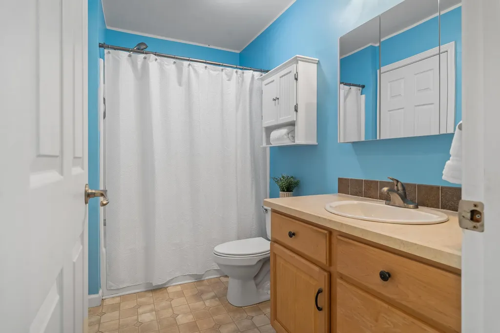 484 Woodside Road Brunswick ME 04011