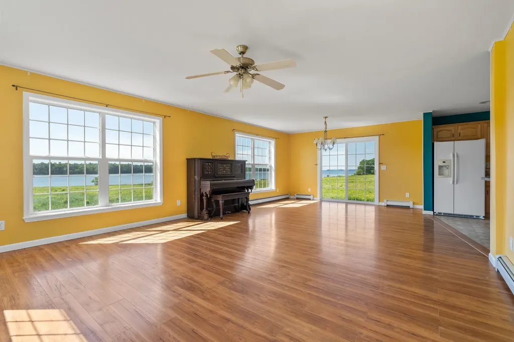 484 Woodside Road Brunswick ME 04011