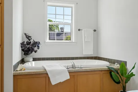 484 Woodside Road Brunswick ME 04011