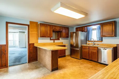 27 Warren Street Rockland ME 04841