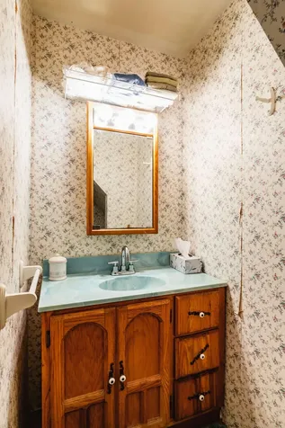 27 Warren Street Rockland ME 04841