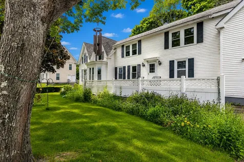 27 Warren Street Rockland ME 04841