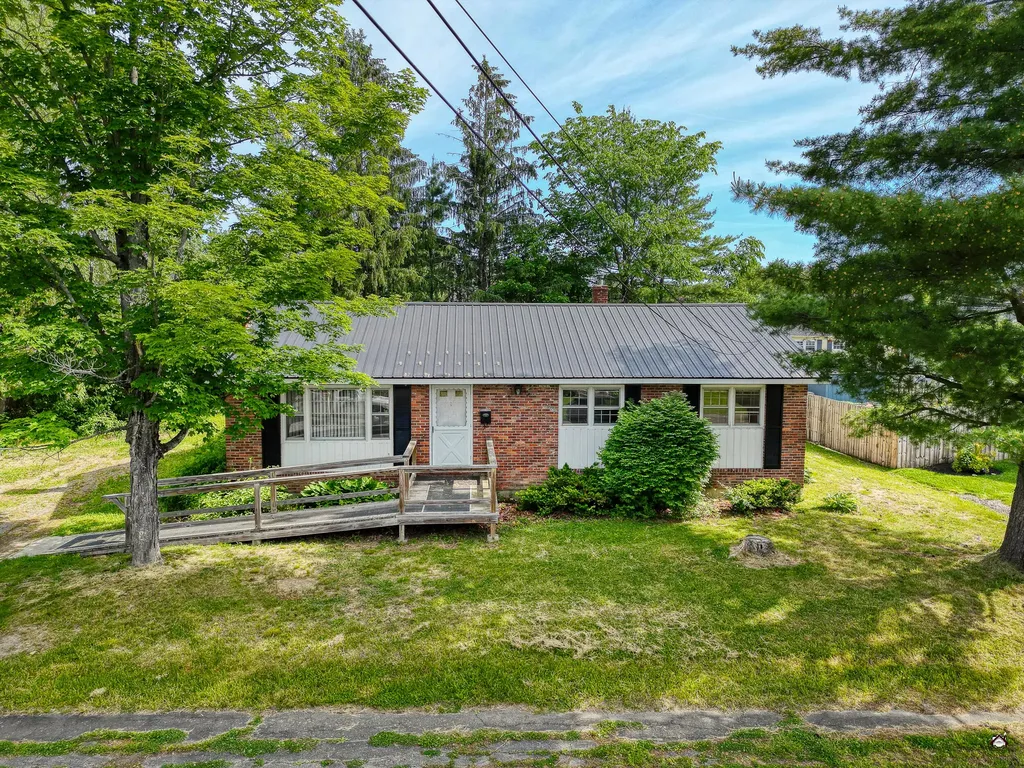 37 Marlboro Avenue Augusta ME 04330