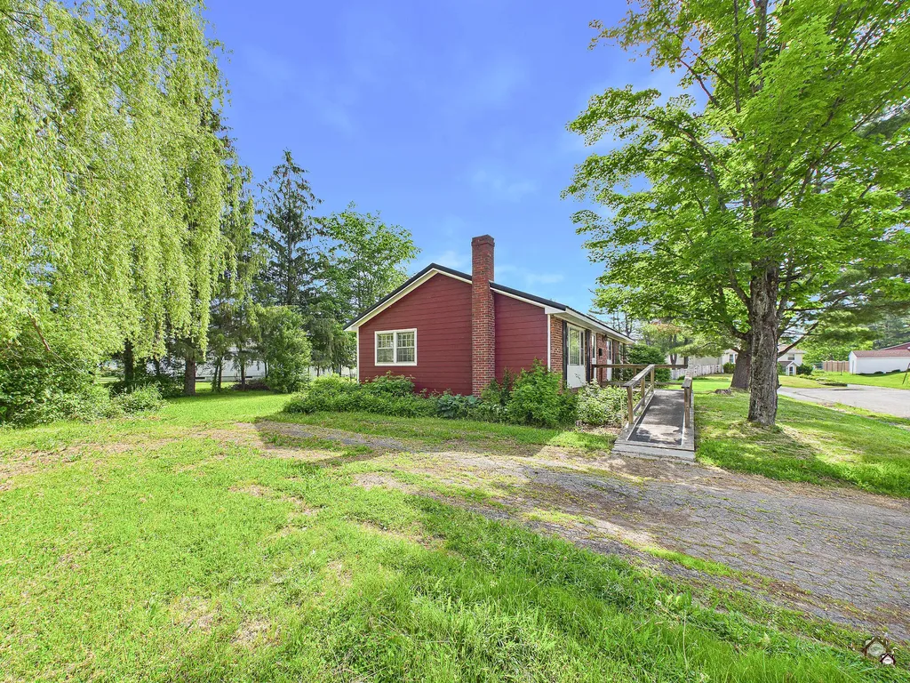 37 Marlboro Avenue Augusta ME 04330