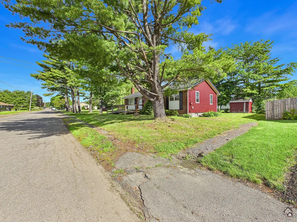 37 Marlboro Avenue Augusta ME 04330