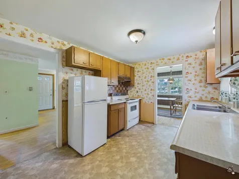 37 Marlboro Avenue Augusta ME 04330