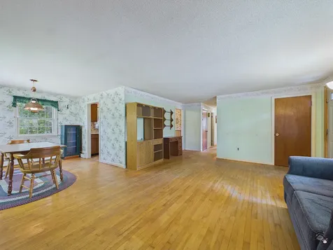 37 Marlboro Avenue Augusta ME 04330