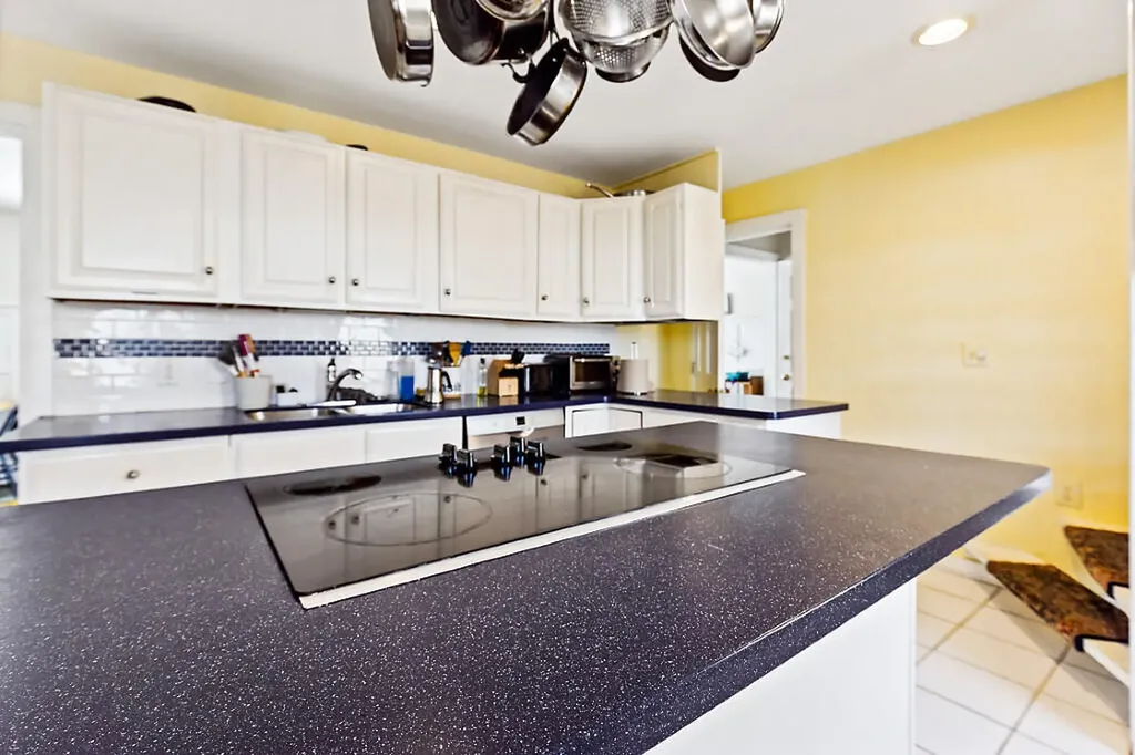 5 Bradford Road Wiscasset ME 04578