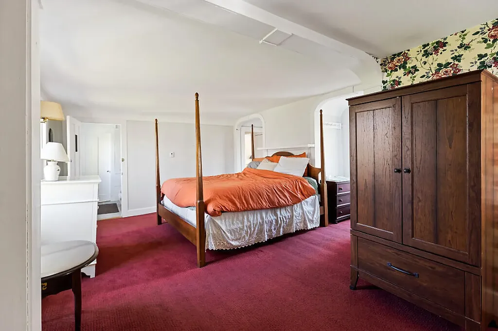 5 Bradford Road Wiscasset ME 04578
