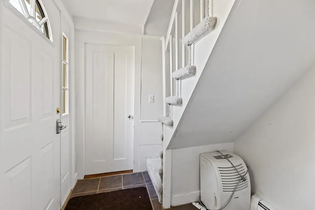 5 Bradford Road Wiscasset ME 04578