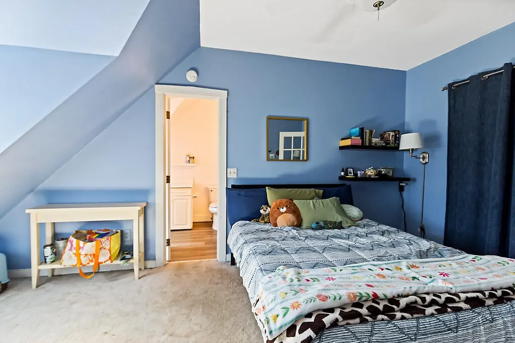 5 Bradford Road Wiscasset ME 04578