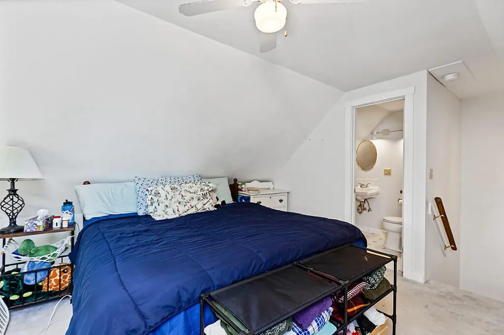 5 Bradford Road Wiscasset ME 04578