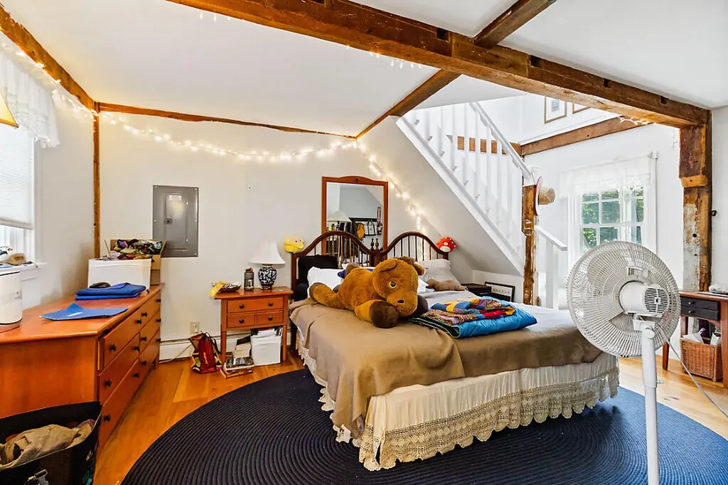 5 Bradford Road Wiscasset ME 04578