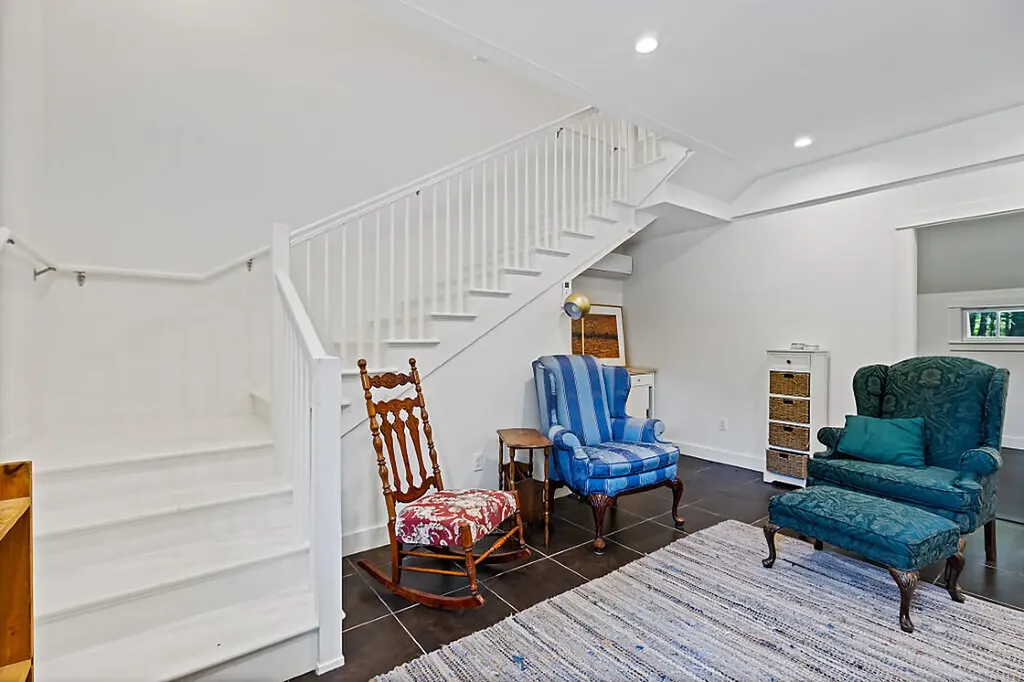 5 Bradford Road Wiscasset ME 04578