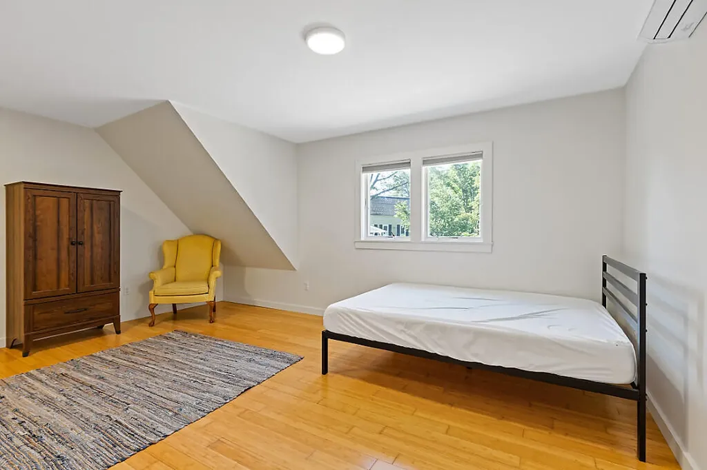 5 Bradford Road Wiscasset ME 04578