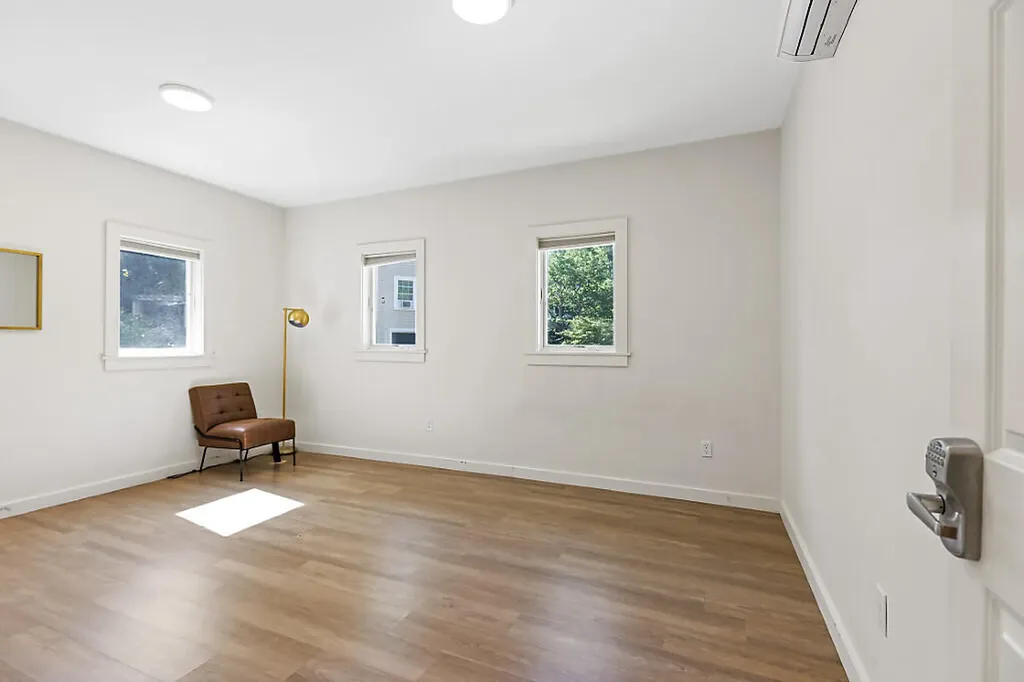 5 Bradford Road Wiscasset ME 04578