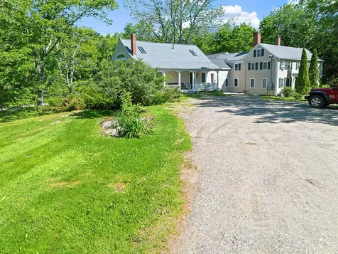 5 Bradford Road Wiscasset ME 04578