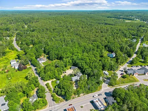 5 Bradford Road Wiscasset ME 04578