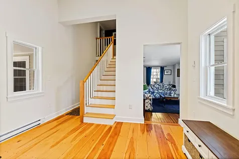 5 Bradford Road Wiscasset ME 04578