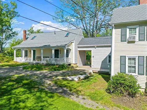 5 Bradford Road Wiscasset ME 04578