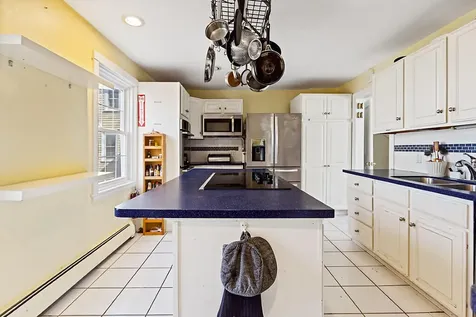 5 Bradford Road Wiscasset ME 04578