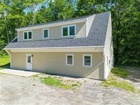 5 Bradford Road Wiscasset ME 04578
