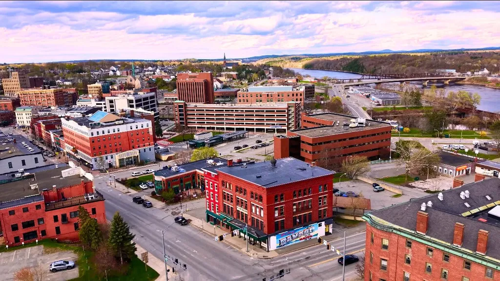 158 Main Street Bangor ME 04401
