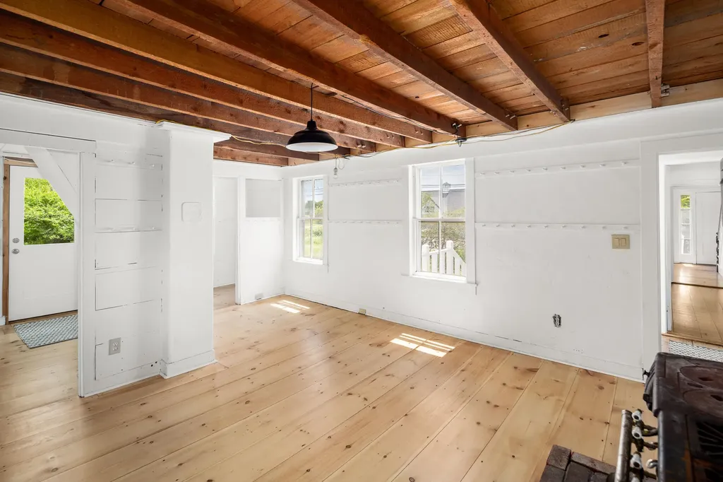 441 Main Street Thomaston ME 04861