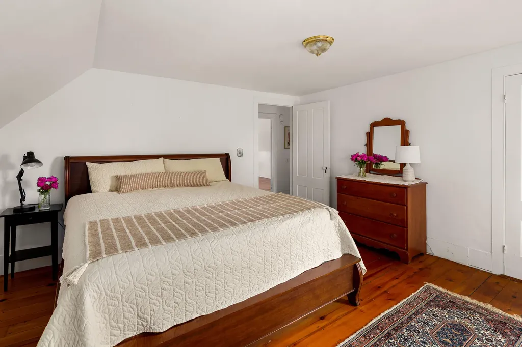 441 Main Street Thomaston ME 04861
