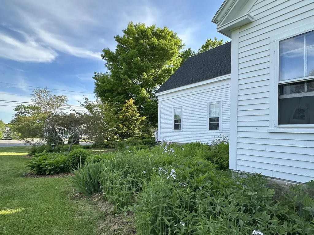 441 Main Street Thomaston ME 04861