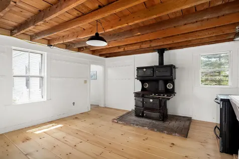 441 Main Street Thomaston ME 04861