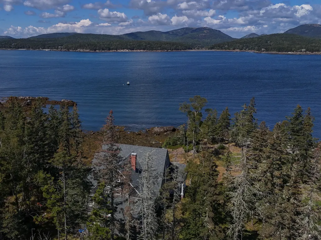 19 N Sutton Island Cranberry Isles ME 04625