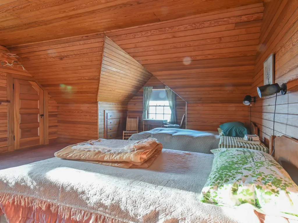 19 N Sutton Island Cranberry Isles ME 04625