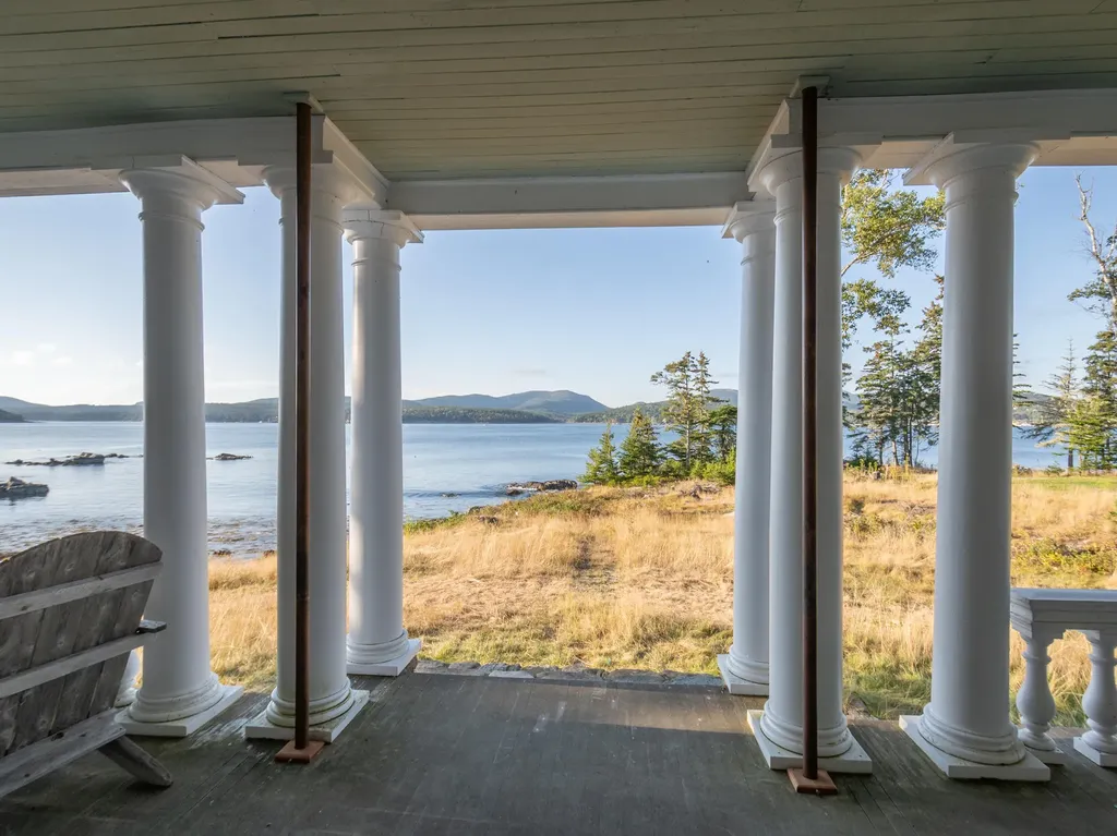 19 N Sutton Island Cranberry Isles ME 04625