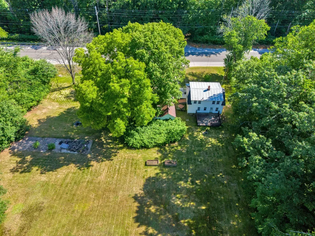 1328 Roosevelt Trail Naples ME 04055