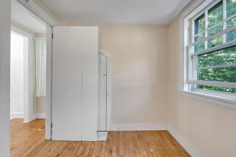 1328 Roosevelt Trail Naples ME 04055