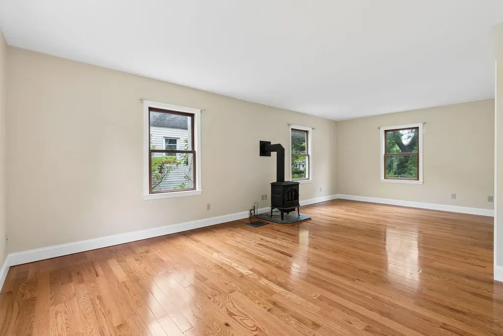 125 Boothby Avenue South Portland ME 04106