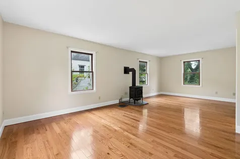 125 Boothby Avenue South Portland ME 04106