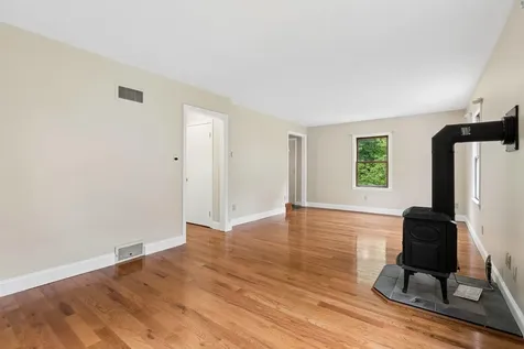 125 Boothby Avenue South Portland ME 04106