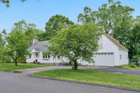 125 Boothby Avenue South Portland ME 04106