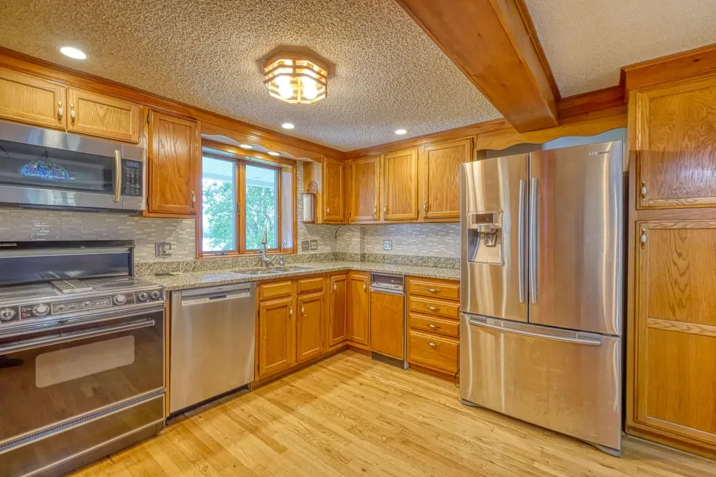 28 Belgrade Road Oakland ME 04963