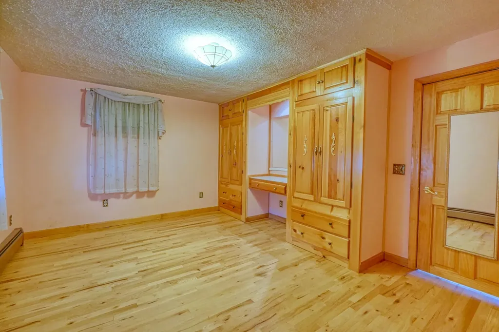28 Belgrade Road Oakland ME 04963