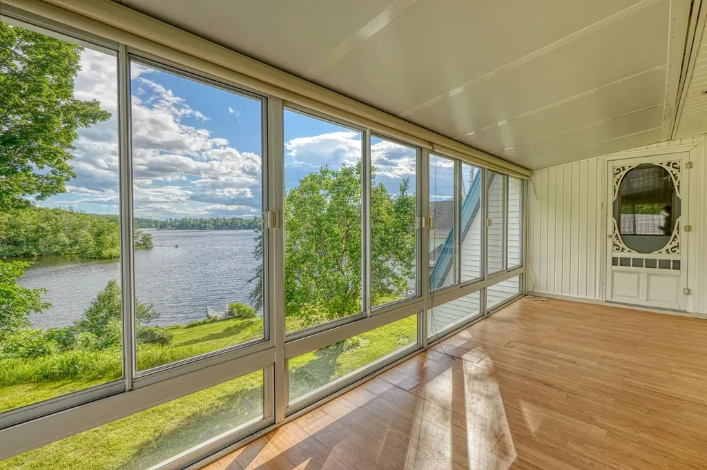 28 Belgrade Road Oakland ME 04963