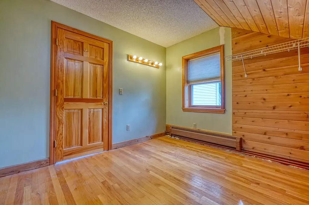 28 Belgrade Road Oakland ME 04963